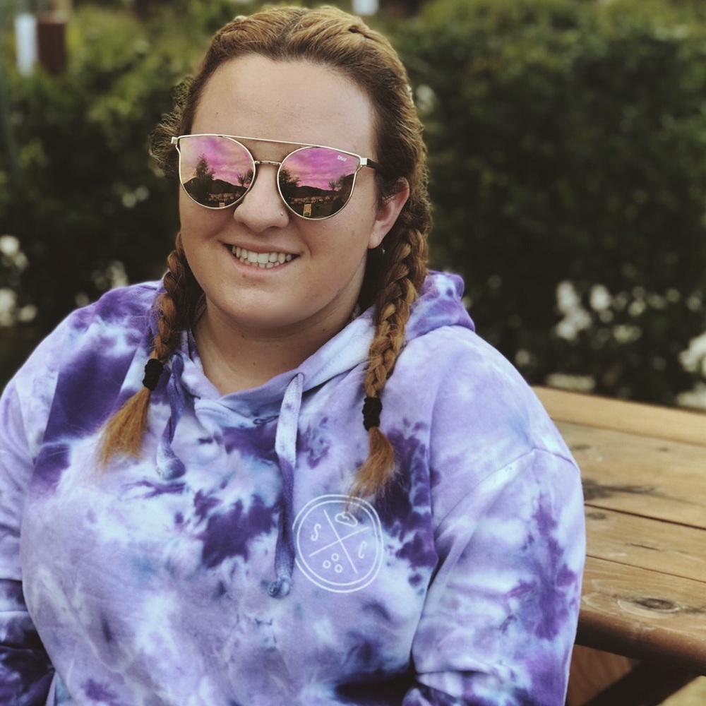 Meet your Posher, Emily